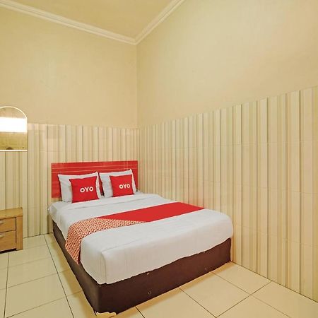 Oyo 91453 Hotel Srikandi Gejayan Maguwo Экстерьер фото