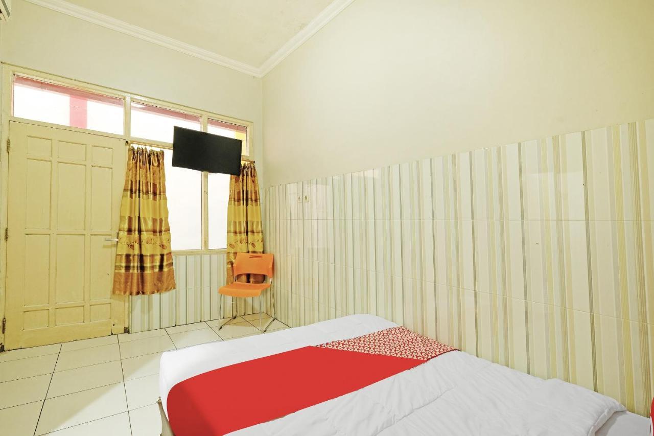Oyo 91453 Hotel Srikandi Gejayan Maguwo Экстерьер фото